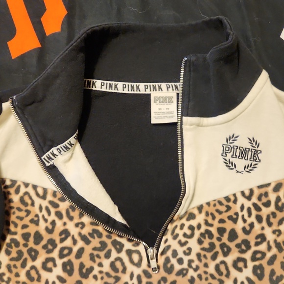 Pink sweater - Picture 2 of 5